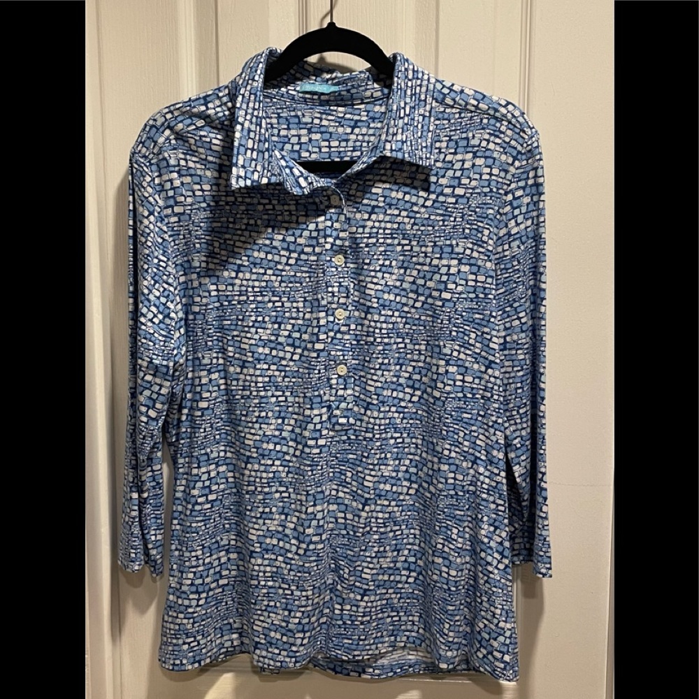 J McLaughlin Blue White 3/4 Button Down Collared 3/4 sleeve Women soft Shirt XL